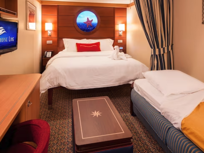 Deluxe Inside Stateroom